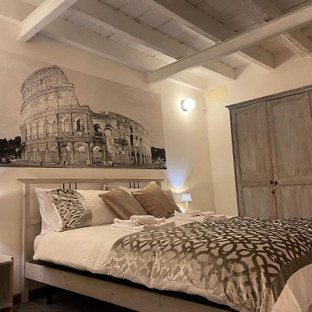 Apartment In The Heart Of Roma Екстер'єр фото