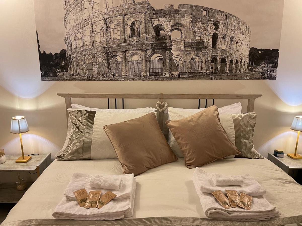 Apartment In The Heart Of Roma Екстер'єр фото